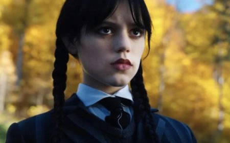 Jenna Ortega Found Wednesday School Uniform ‘Very Patronizing’
