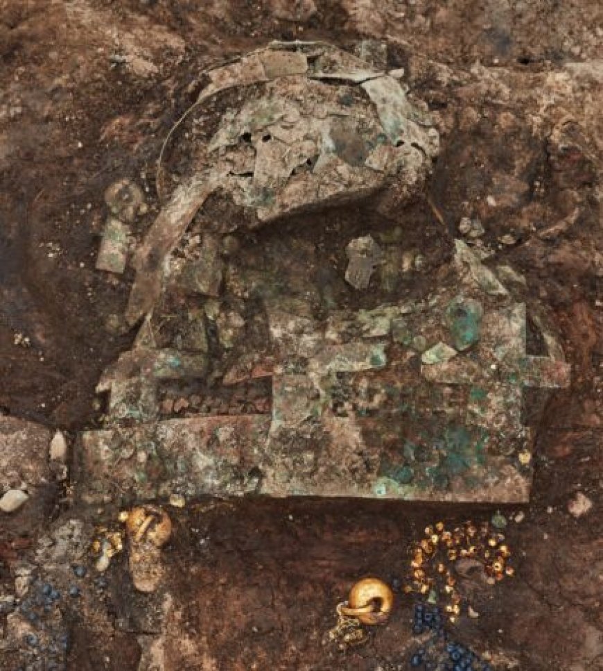 First instance of crown with beetle wings present in Silla tomb – The History Blog