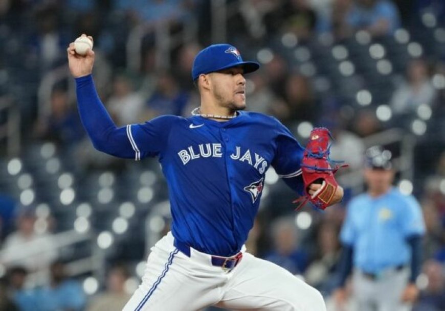 Blue Jays must get bats going vs. Athletics